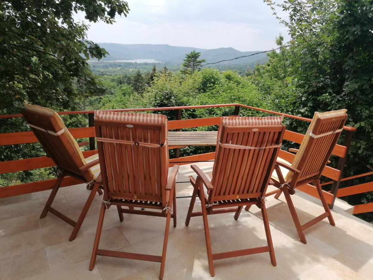 Barkoca Es Szepkilatas Vendeghaz / Cabin Kismaros Luaran gambar