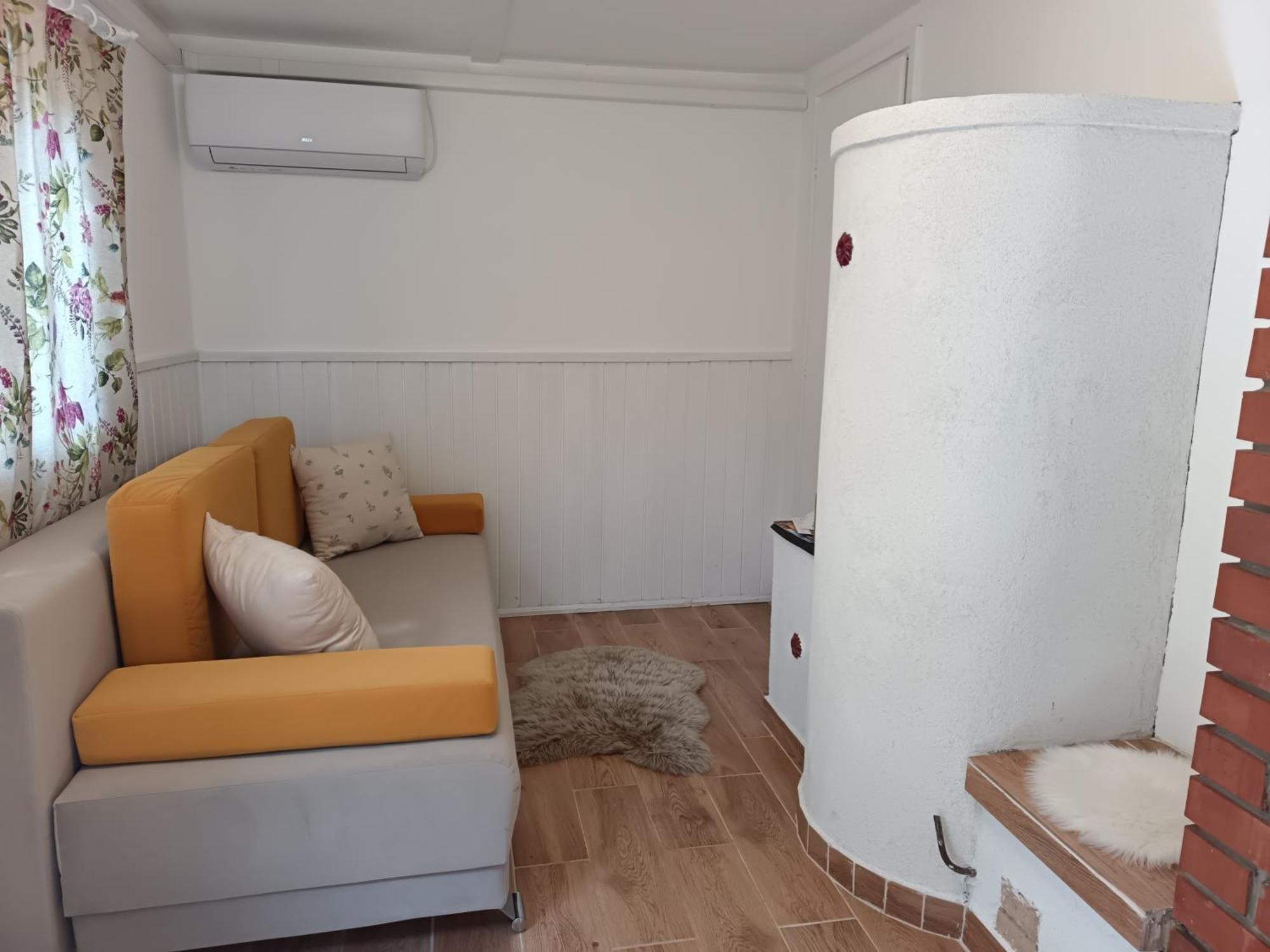 Barkoca Es Szepkilatas Vendeghaz / Cabin Kismaros Luaran gambar